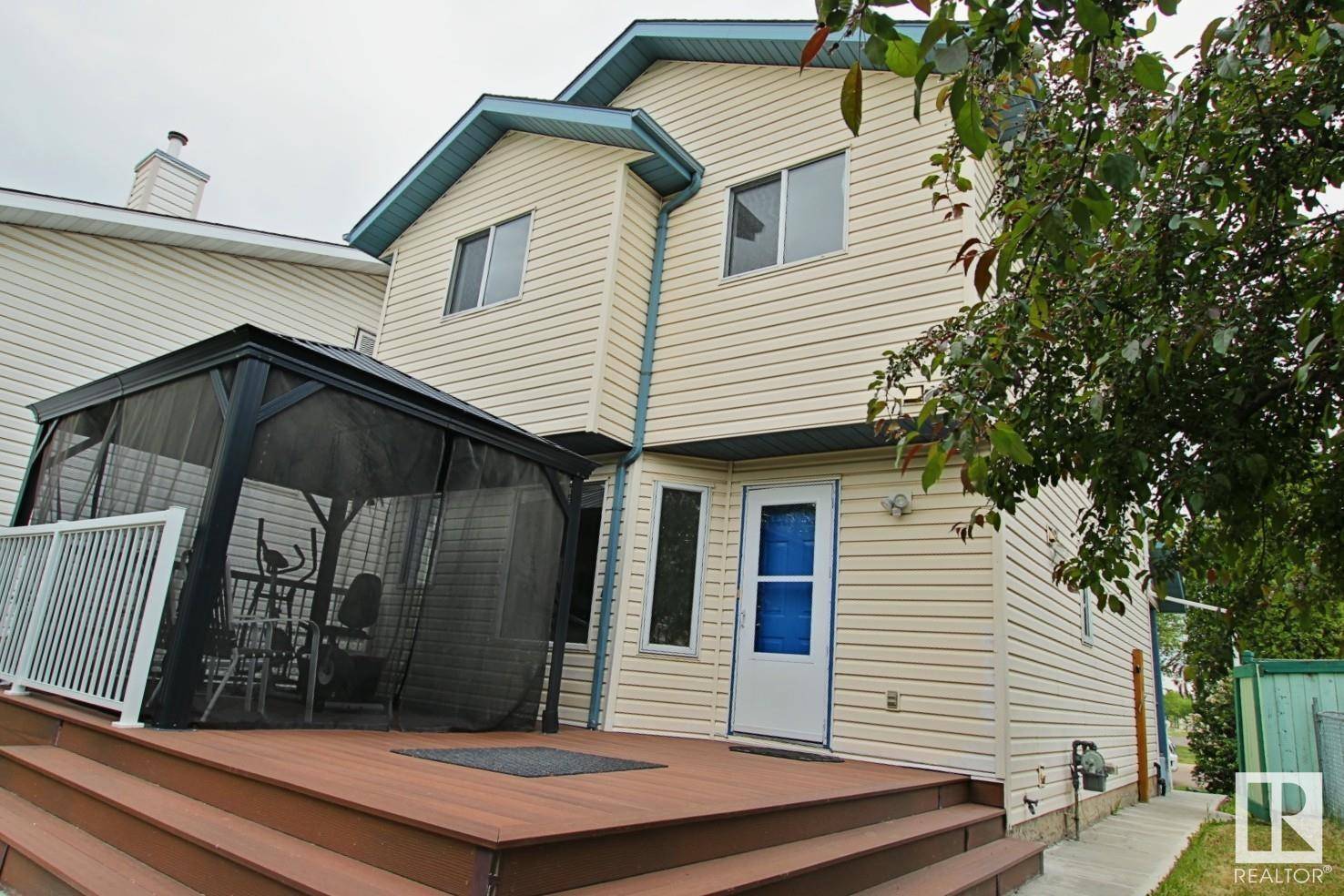 Edmonton, AB T6K4E1,8021 17A AV NW