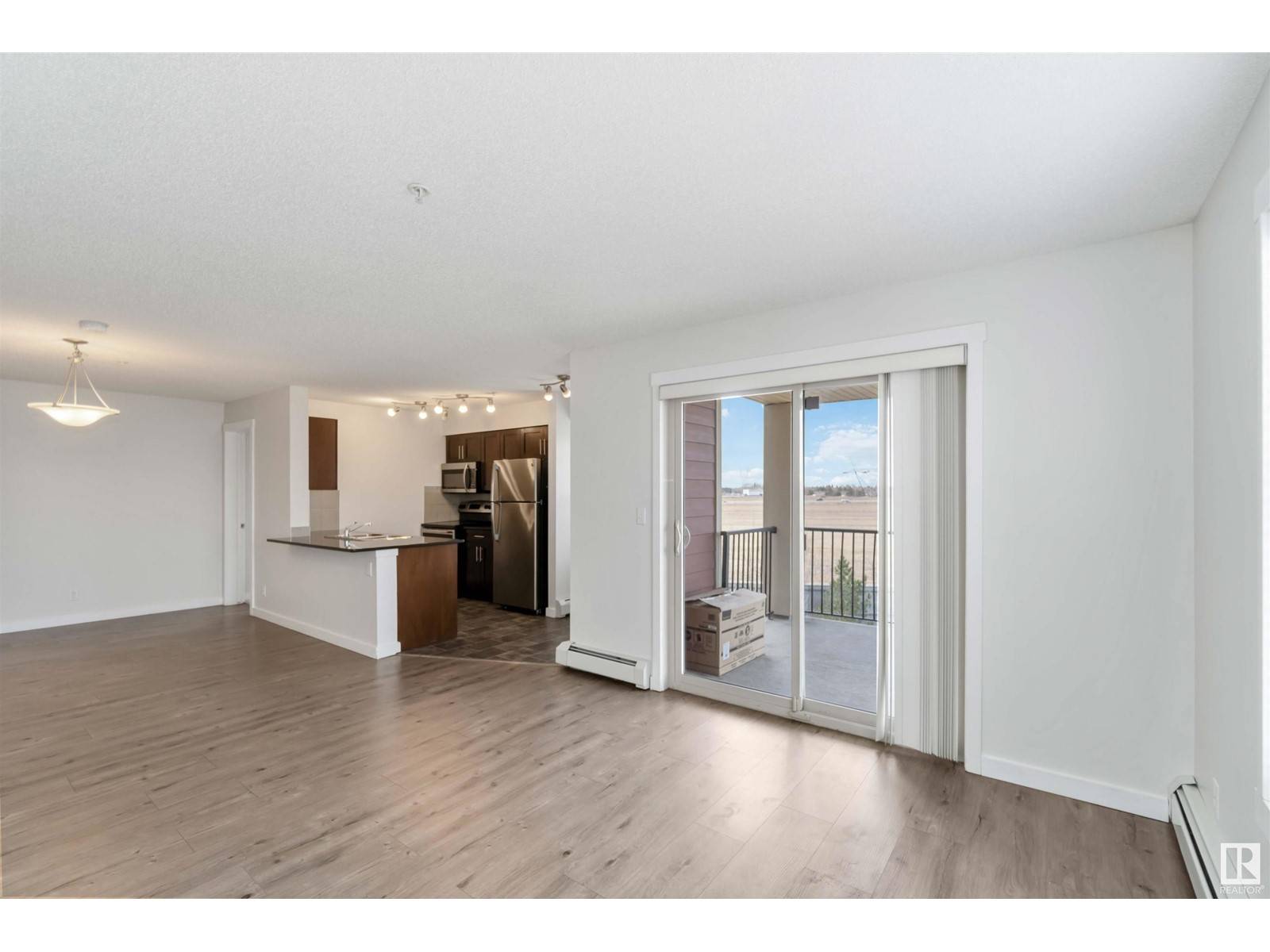 Edmonton, AB T6R0W3,#301 5810 MULLEN PL NW