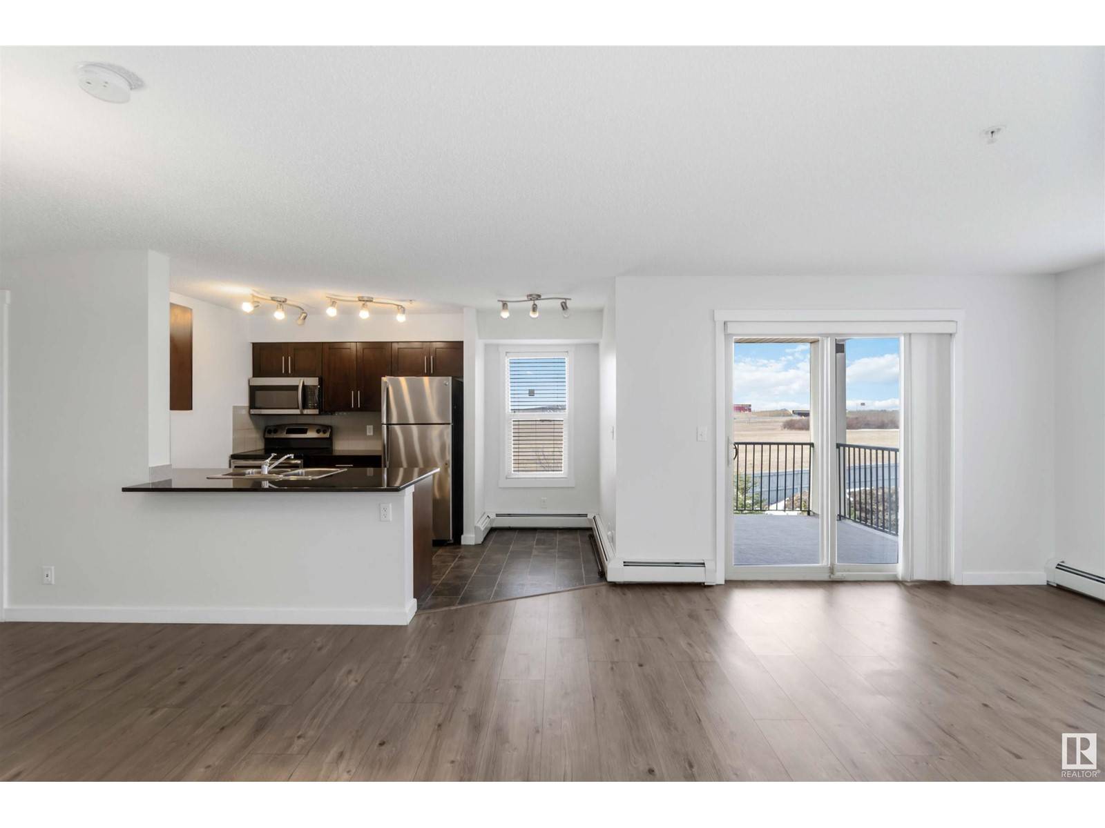 Edmonton, AB T6R0W3,#301 5810 MULLEN PL NW