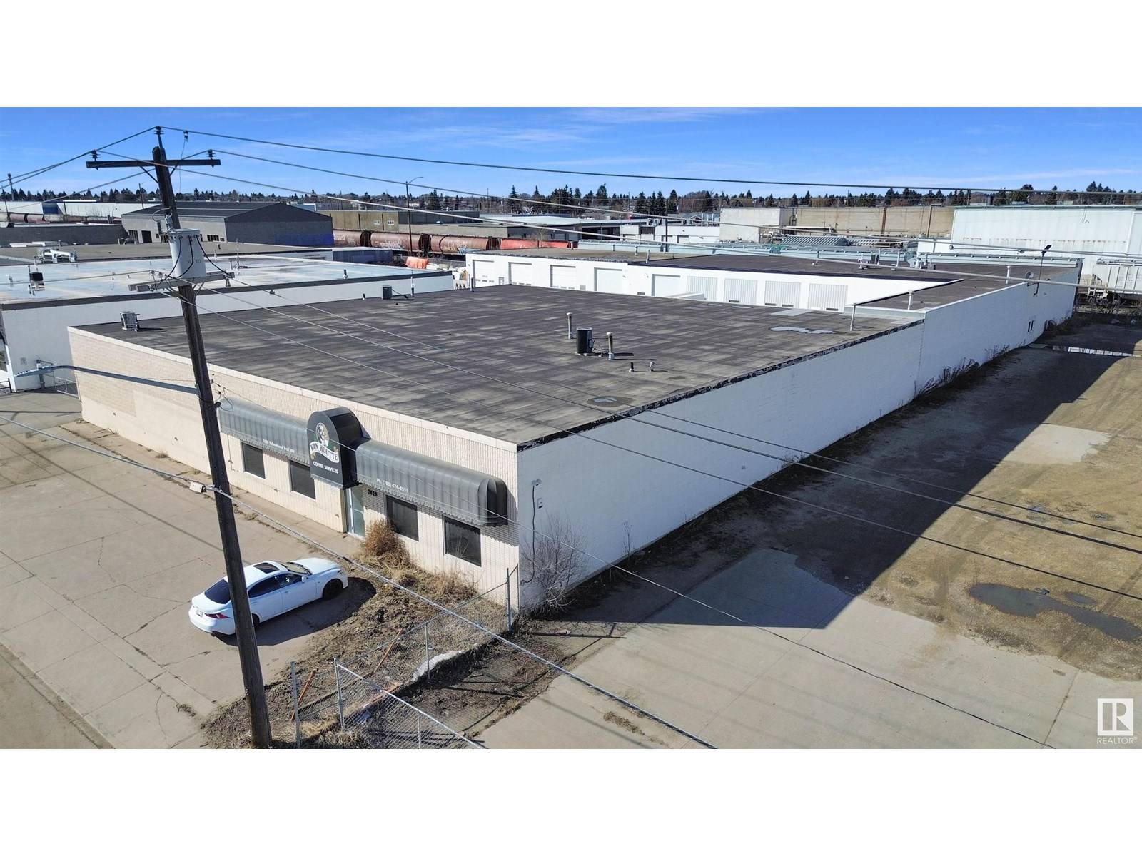 7620 Yellowhead Trail ST NW NE, Edmonton, AB T5B1G3