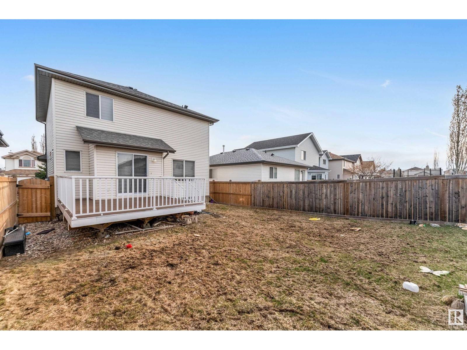 Edmonton, AB T6T1Y6,3340 24 AV NW