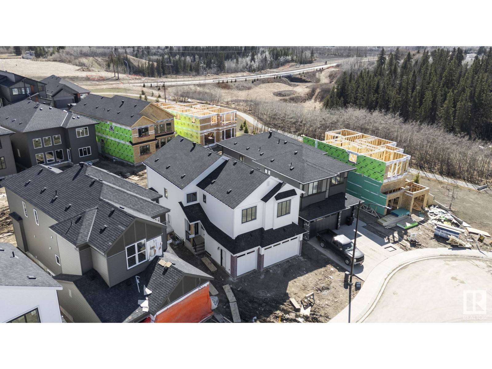 Edmonton, AB T5Y4G8,17115 3 ST NW