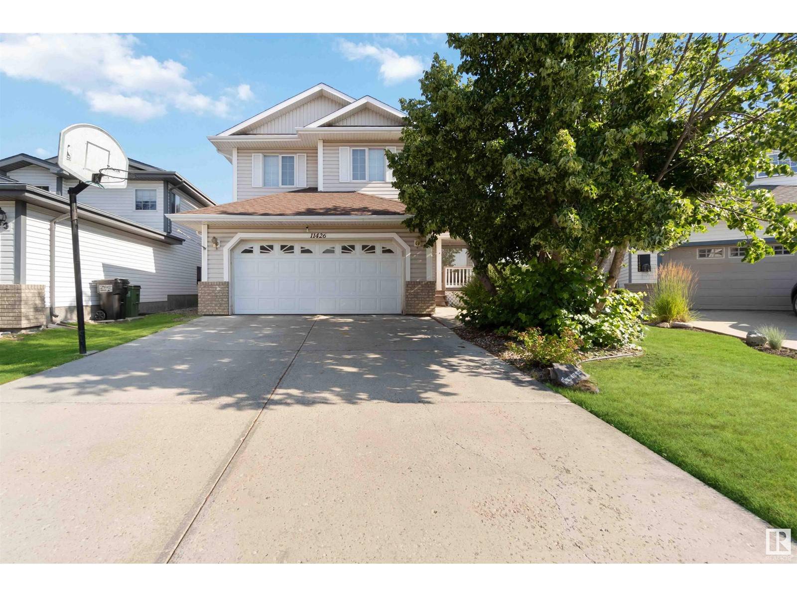Edmonton, AB T6J7B2,11426 9A AV NW