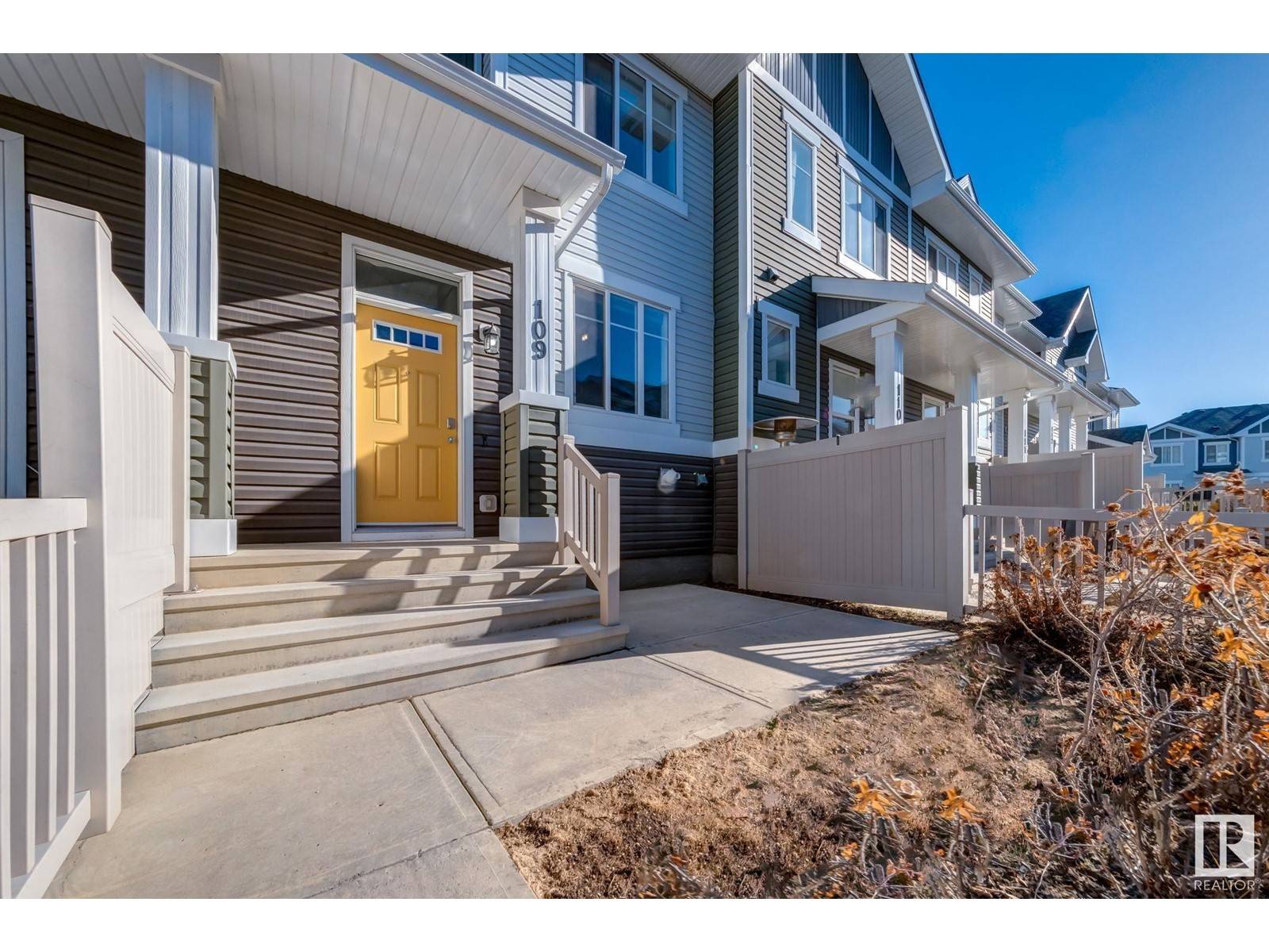 Edmonton, AB T6W3M4,#109 2905 141 ST SW