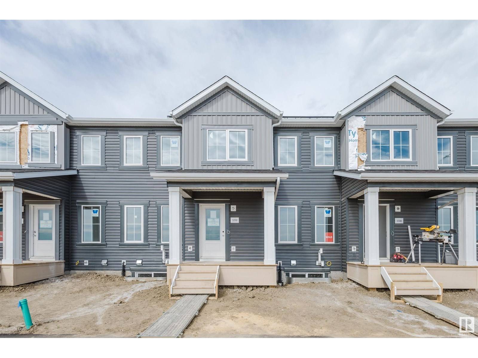 1050 Hearthstone BV, Sherwood Park, AB T6H5E5