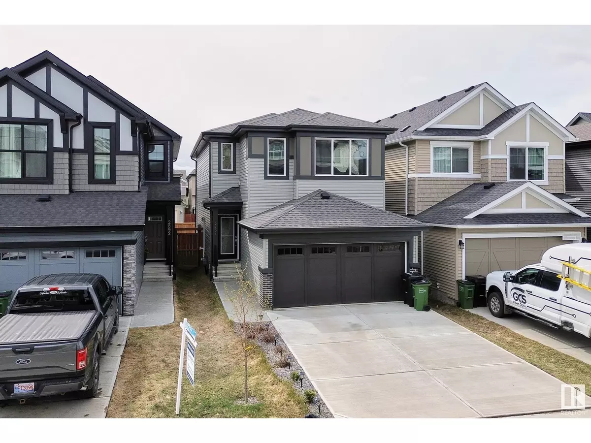 Edmonton, AB T6W4B2,2894 COUGHLAN GREEN GR SW