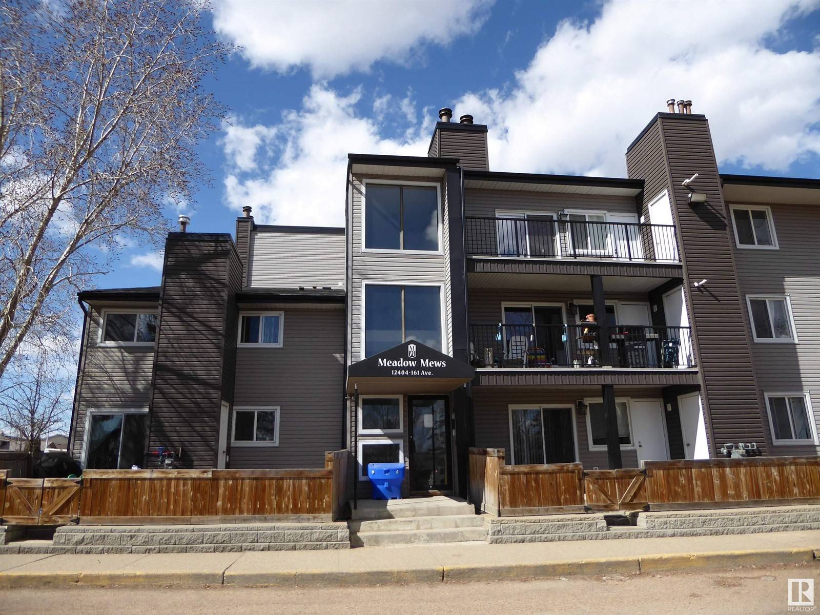 Edmonton, AB T5X4P4,#305A 12404 161 AV NW