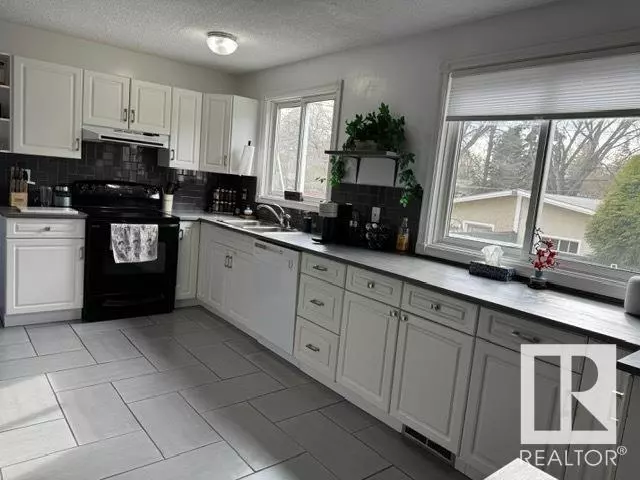 St. Albert, AB T8N0W9,40 GARDEN CR
