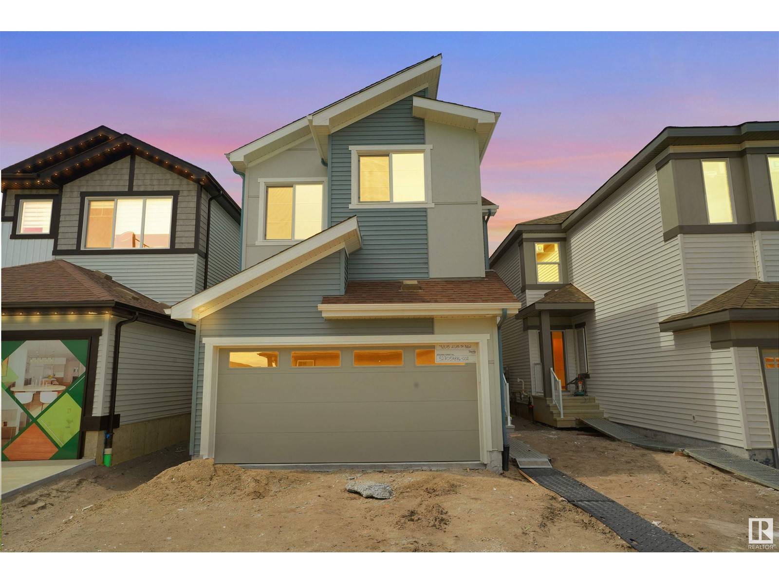 Edmonton, AB T6M3E4,4208 208 St NW