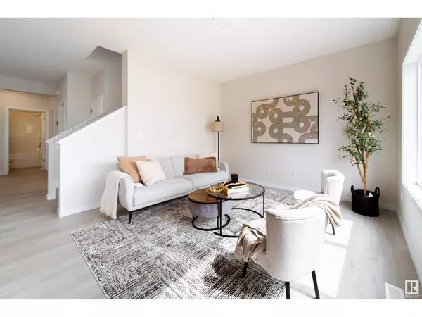 Edmonton, AB T6X3H1,2118 MUCKLEPLUM CR SW