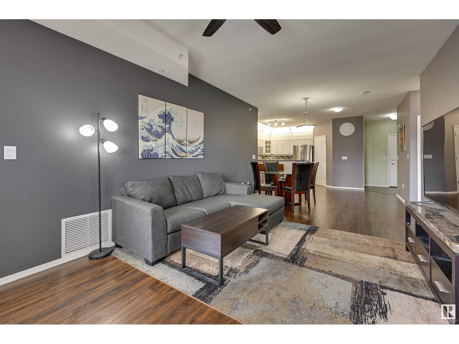 Edmonton, AB T5H4M6,#416 9008 99 AV NW