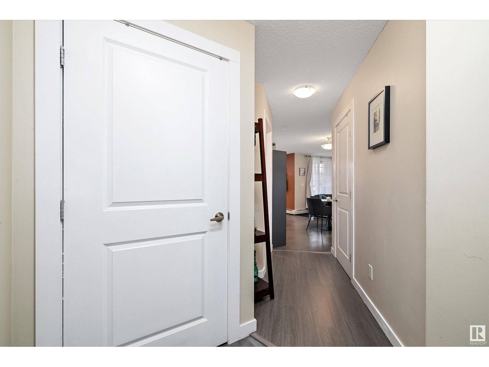 Edmonton, AB T6W1T3,#102 11453 ELLERSLIE RD SW