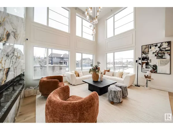 Edmonton, AB T5T4V2,4015 GINSBURG CR NW