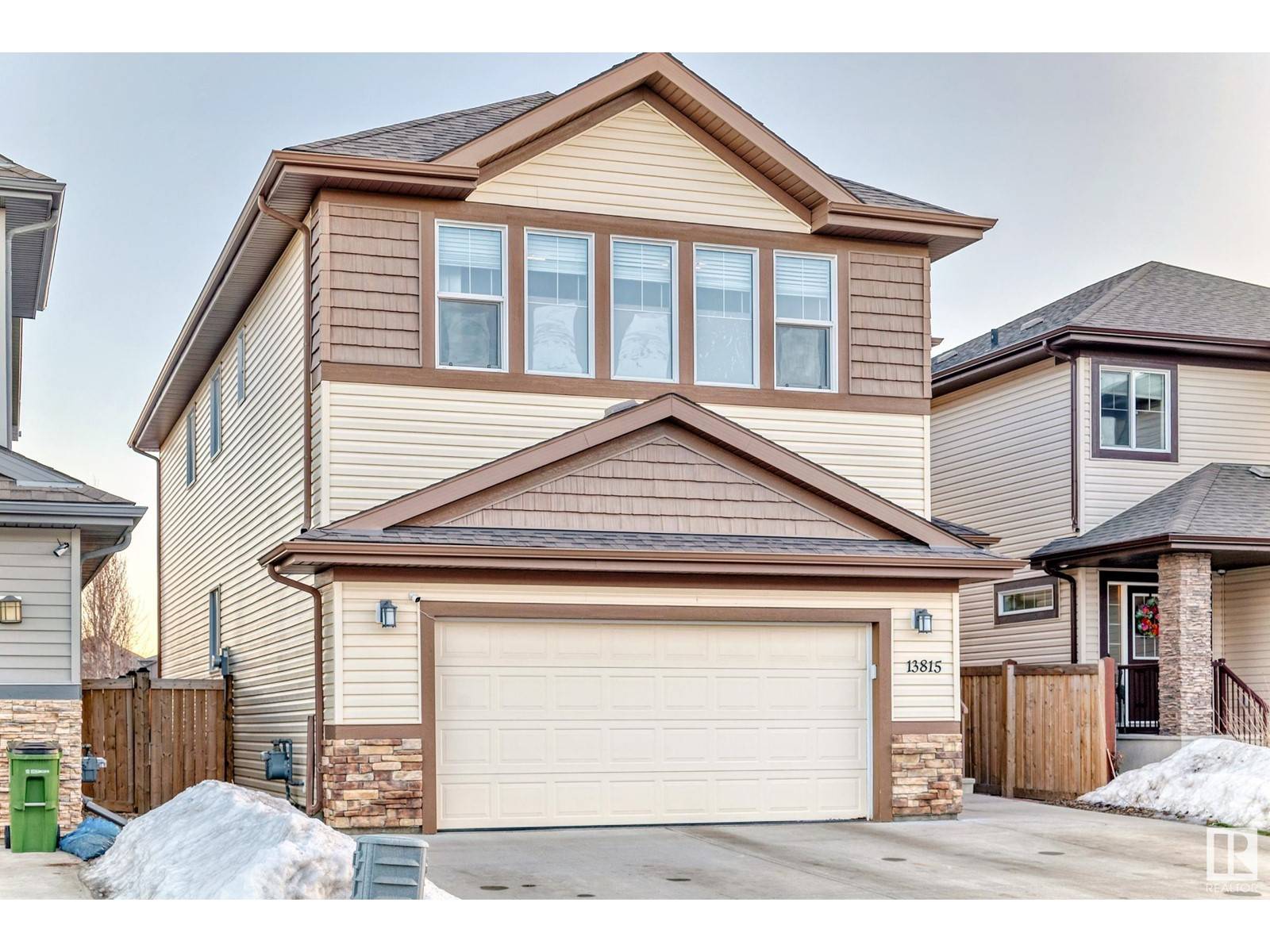 Edmonton, AB T6V0L6,13815 142 AV NW