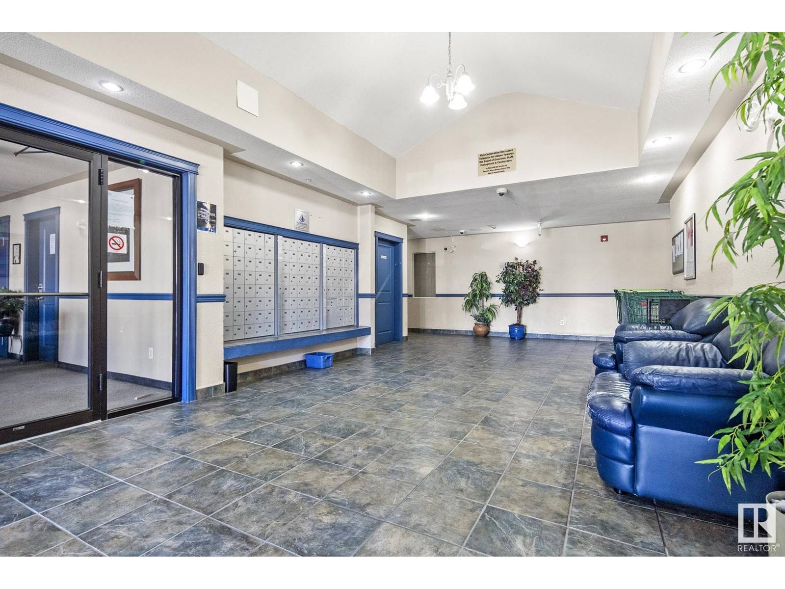 Edmonton, AB T5Z3V3,#205 16221 95 ST NW