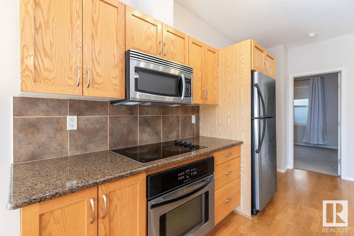 Edmonton, AB T5K0B2,#304 10503 98 AV NW