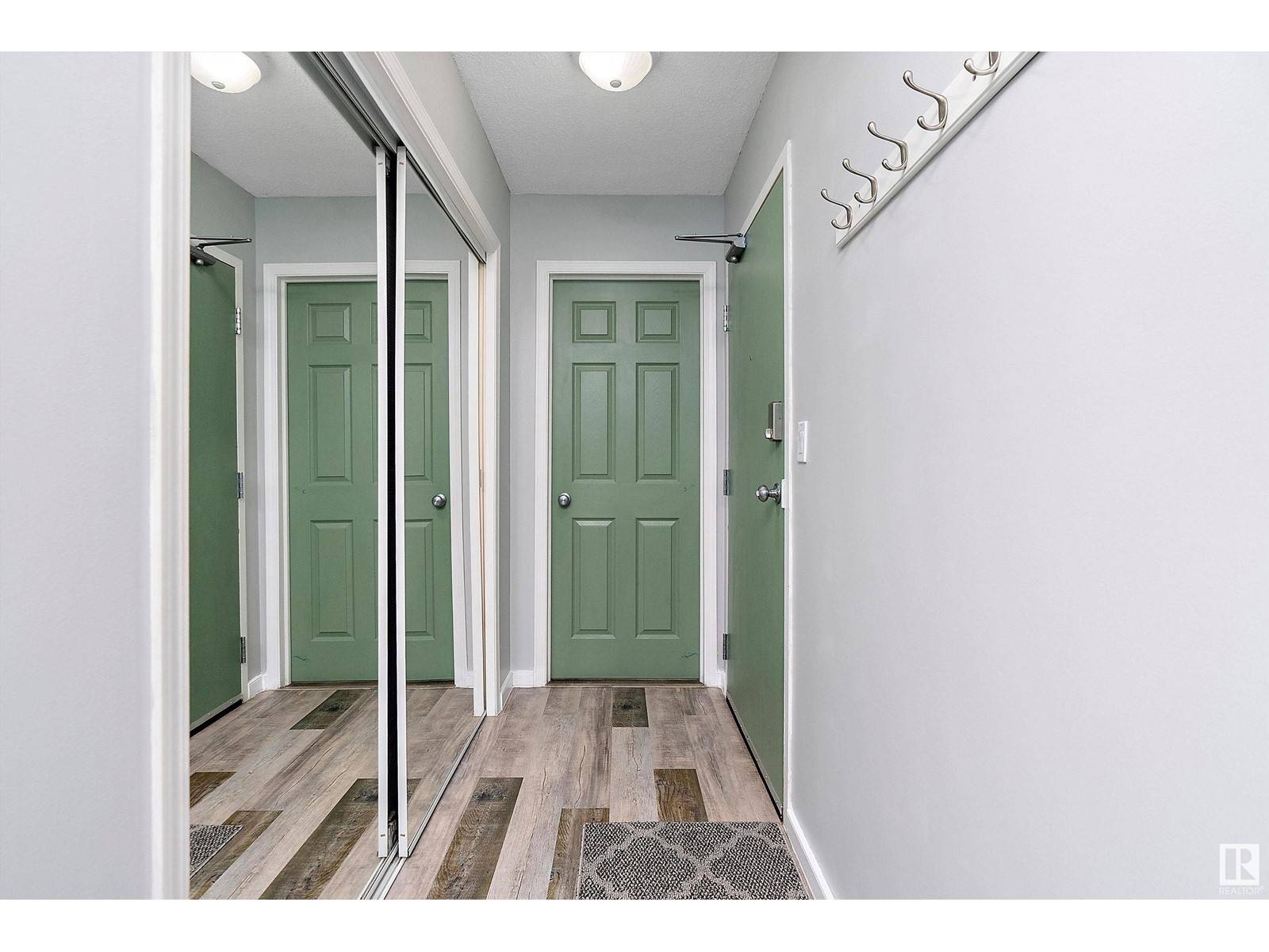 Edmonton, AB T5H4R5,#303 11408 108 AV NW