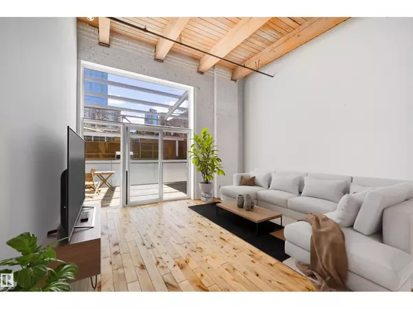 Edmonton, AB T5J1K3,#104 10309 107 ST NW