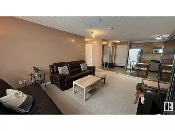 Edmonton, AB T6M0J4,#338 1520 HAMMOND GATE GA NW