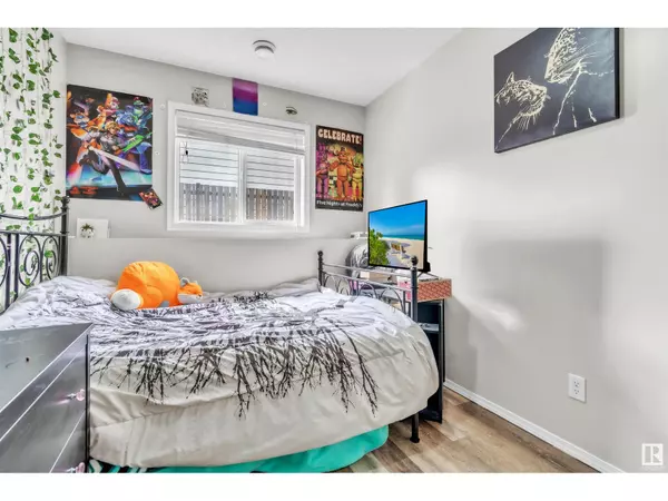 Cold Lake, AB T9M1Y4,#1B 4716 49 ST