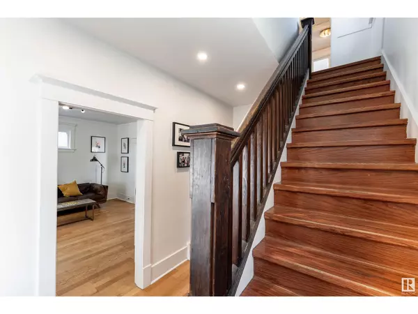 Edmonton, AB T5B4A2,11216 91 ST NW