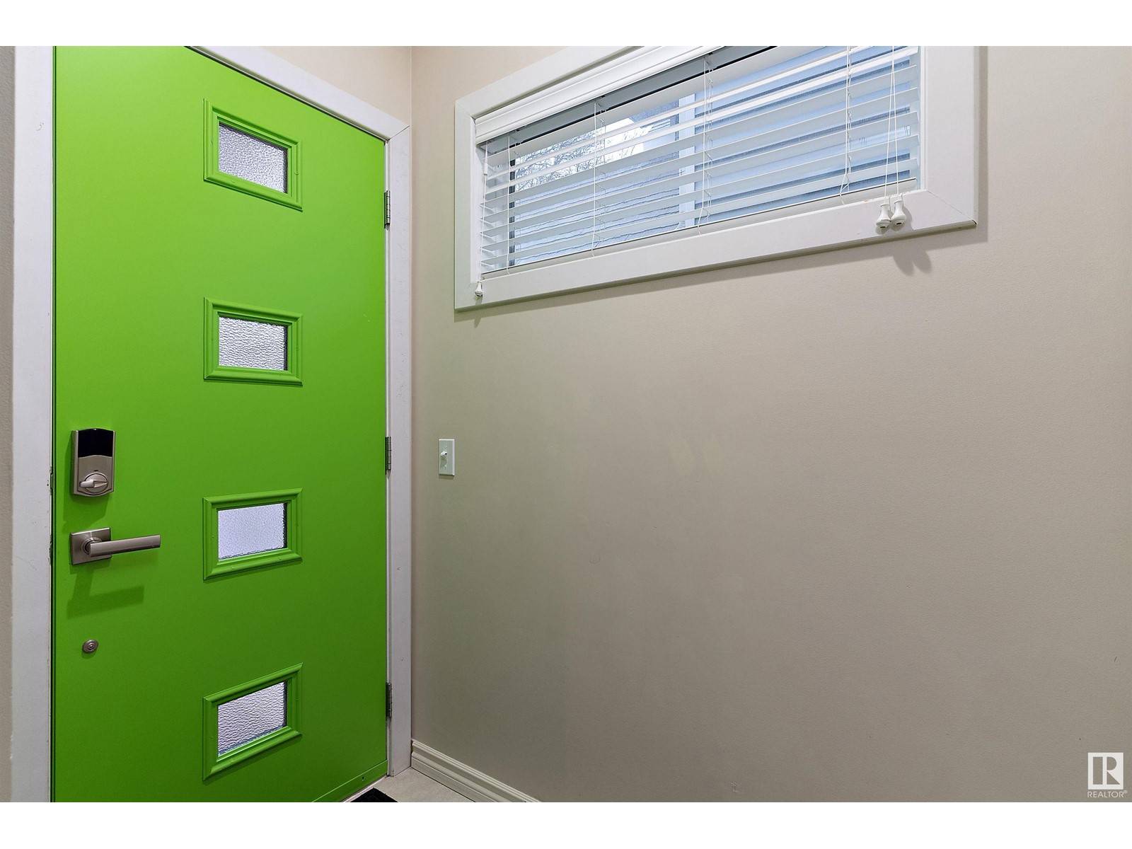 Edmonton, AB T5K0T6,9654 100 ST NW