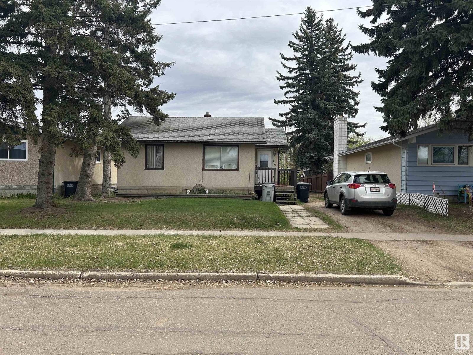 5123 54 ST, Redwater, AB T0A2W0