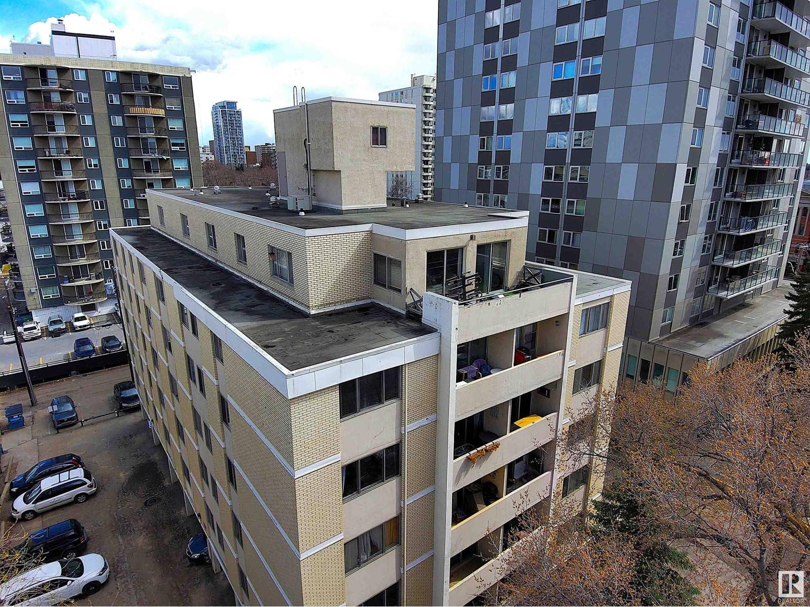 Edmonton, AB T5K1V5,#608 10021 116 ST NW