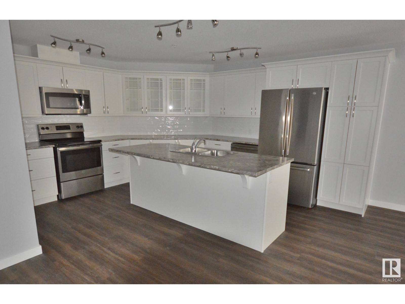 Bonnyville Town, AB T9N1S8,#305 4110 43 AV