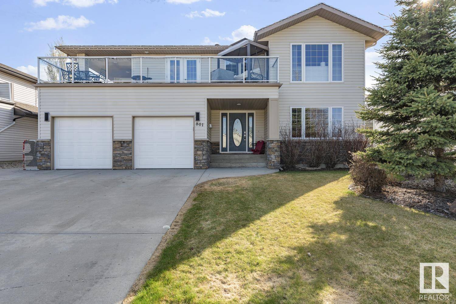 801 Beach AV, Cold Lake, AB T9M1K7