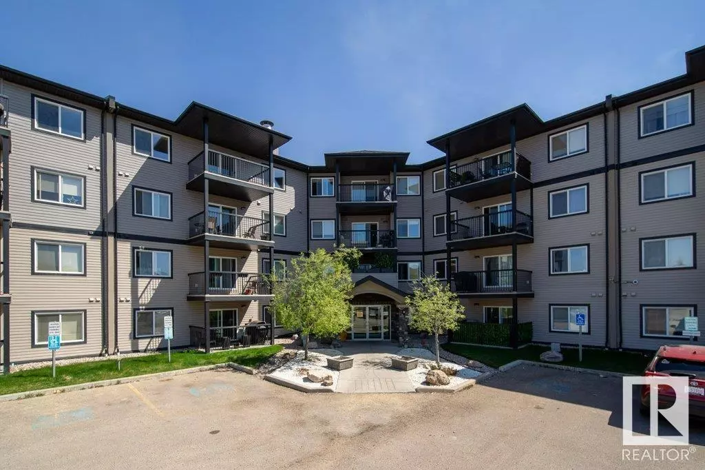 Edmonton, AB T5Y0J6,#105 5951 165 AV NW