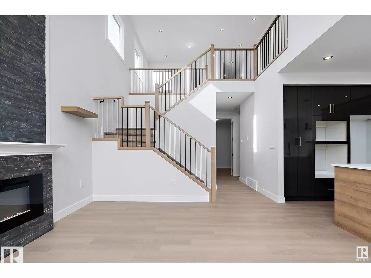 Devon, AB T9G0M7,768 Astoria WY