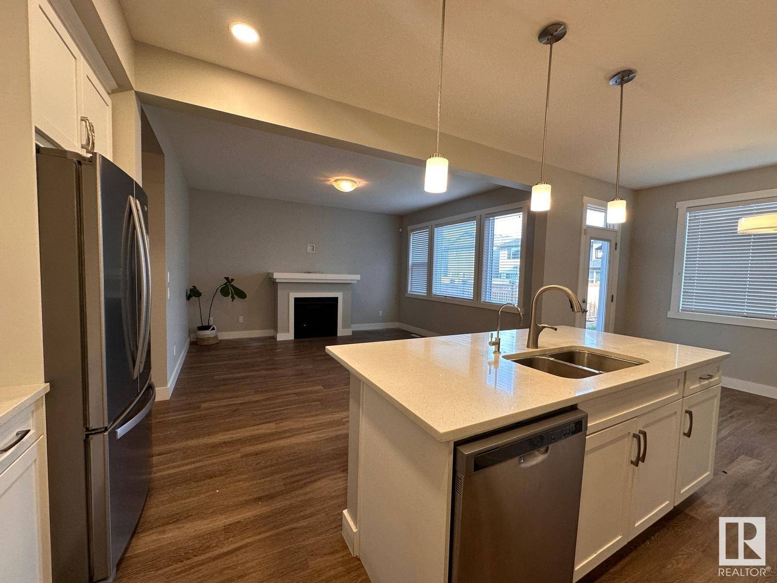 Edmonton, AB T5T7C3,22437 99A AV NW