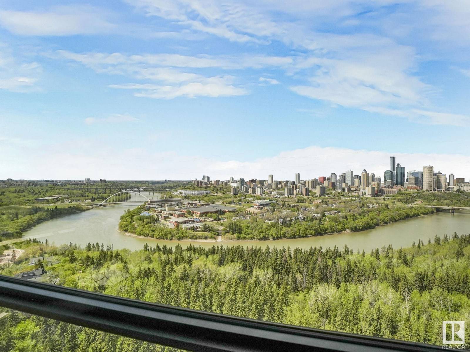 Edmonton, AB T6E5J9,#1902 9929 SASKATCHEWAN DR NW