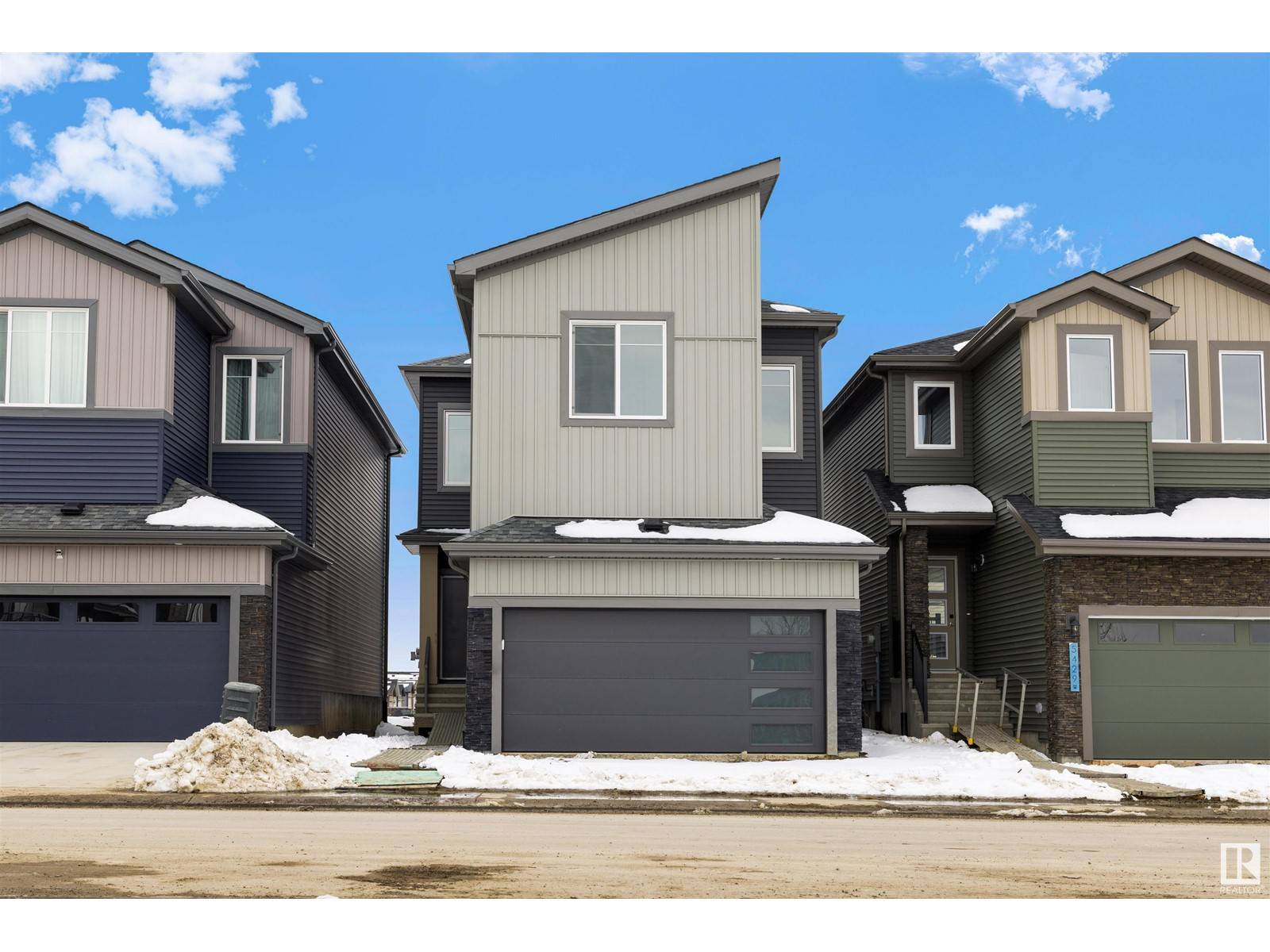 5431 KOOTOOK RD SW, Edmonton, AB T6W4Z7