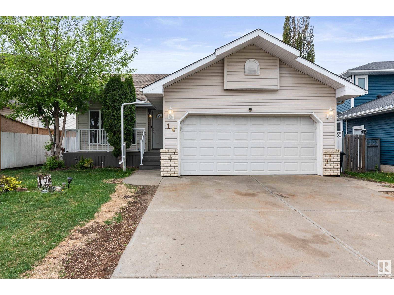 14 WESTMEWS CR, Fort Saskatchewan, AB T8L3X7