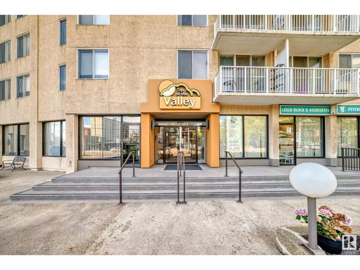 Edmonton, AB T5N3X8,#1203 12141 JASPER AV NW