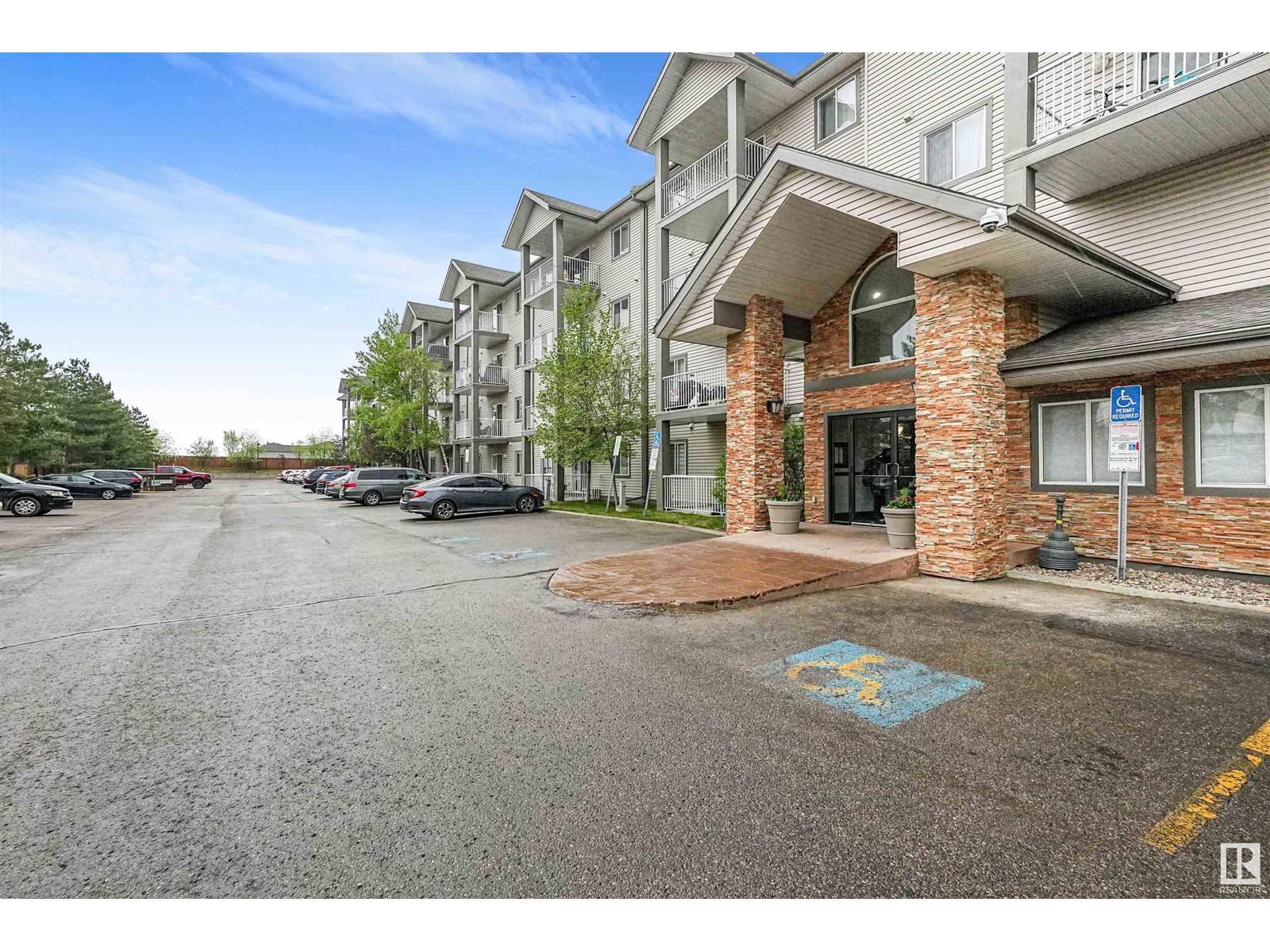Edmonton, AB T6T2B5,#223 3425 19 ST NW