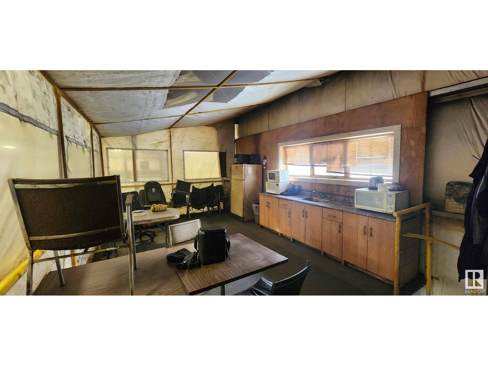 Nisku, AB T9E0R4,3075 4 ST