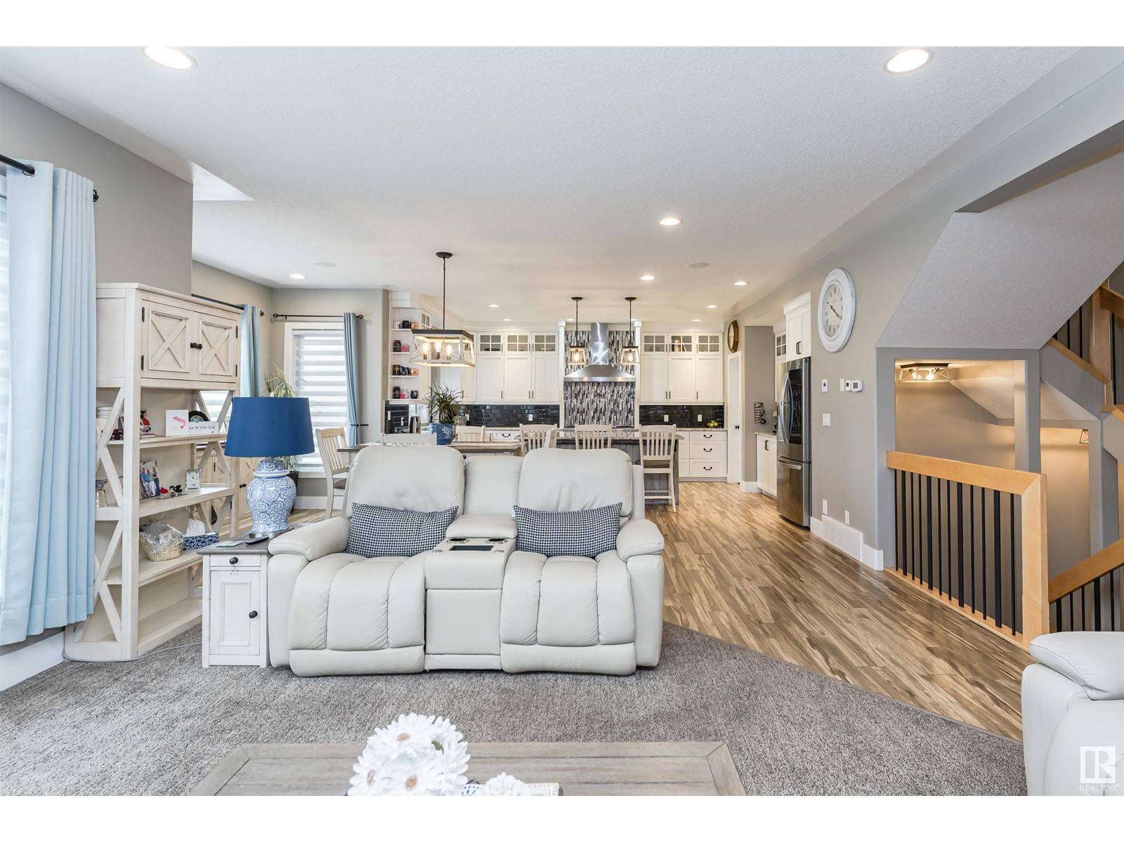 Morinville, AB T8R0C8,9702 101a AV