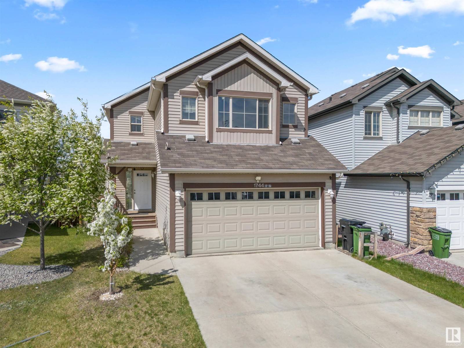 Edmonton, AB T6X1R3,1744 55 Street SW