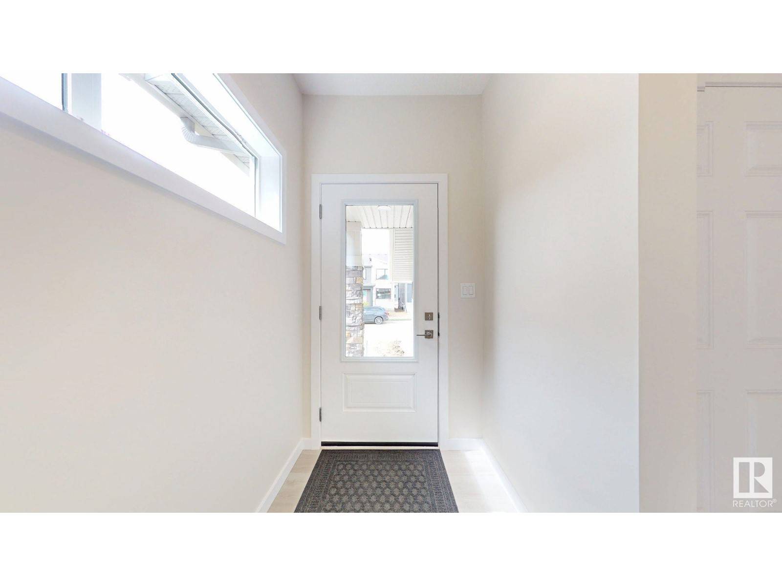 Edmonton, AB T6X3A9,4856 HAWTHORN BEND BN SW
