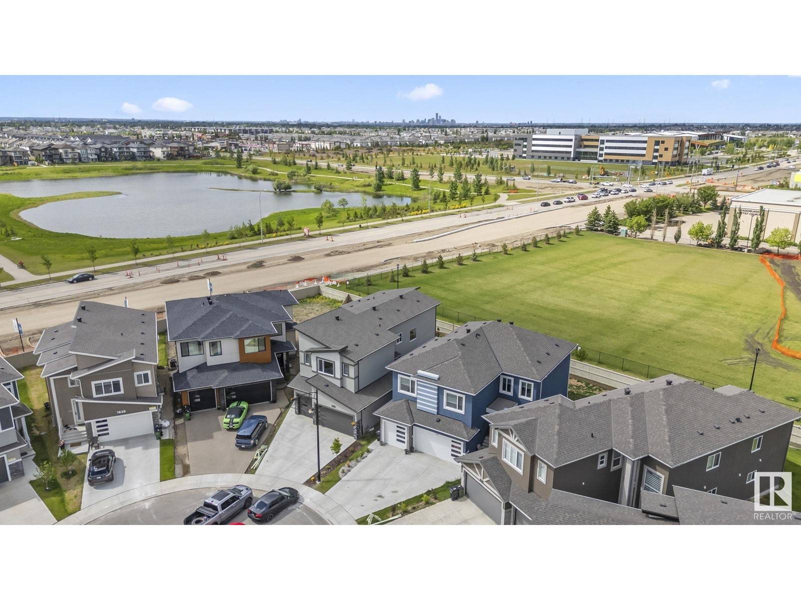 Edmonton, AB T6T2S1,1634 16A ST NW NW