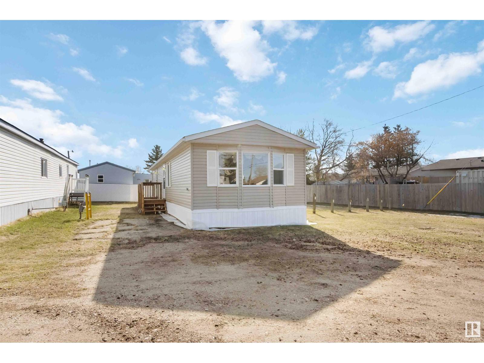 Gibbons, AB T0A1N0,4839 47 ST