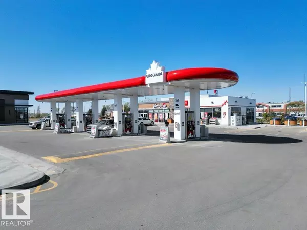 Edmonton, AB T6B3W5,4905 ROPER RD NW
