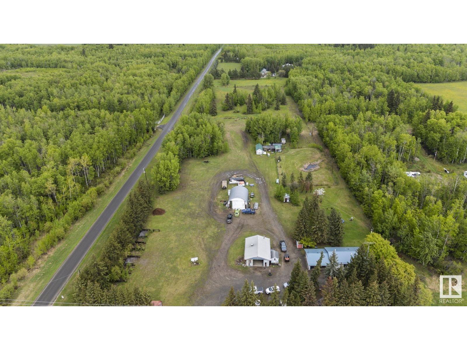 Rural Parkland County, AB T0E0W0,5432 HIGHWAY 16 (HWY)