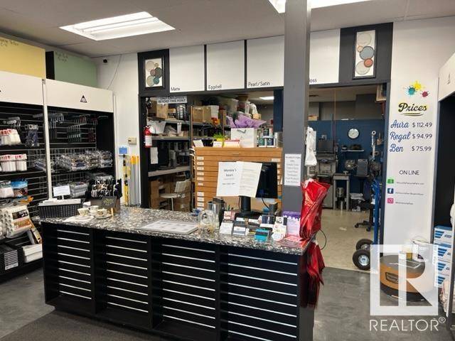 Edmonton, AB T6R2E3,0 NA NW NW
