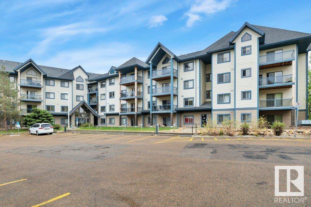Edmonton, AB T6R3A3,#102 2903 RABBIT HILL RD NW