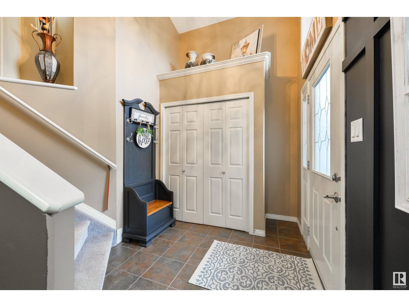 Spruce Grove, AB T7X4N1,15 LAMPLIGHT DR