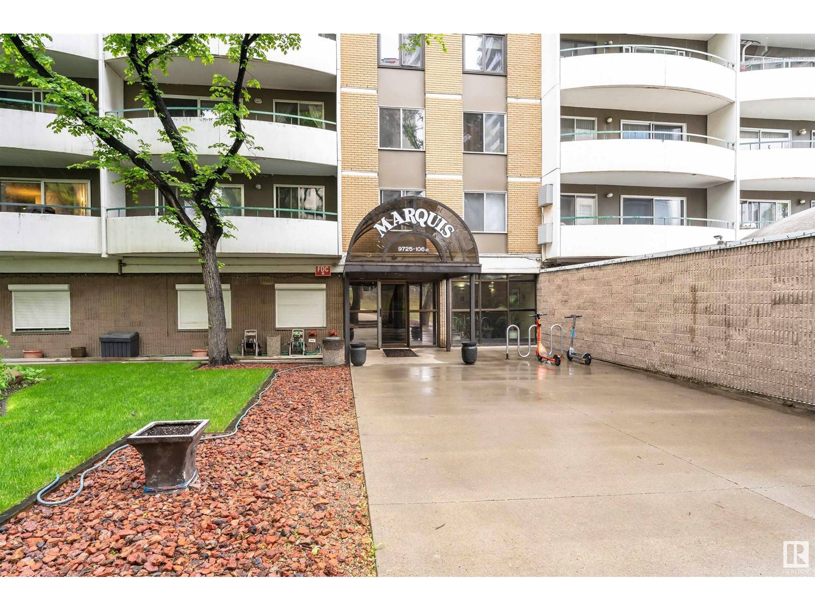 Edmonton, AB T5K1B5,#1603 9725 106 ST NW